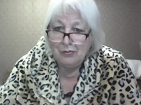 Snapshot of Alexia64231 chatting on 12, 9, 2025 Alexia64231 online show from 12, 9, 2025