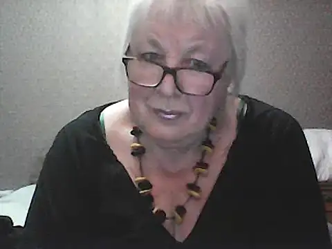 Snapshot of Alexia64231 chatting on 17, 9, 2025 Alexia64231 online show from 17, 9, 2025