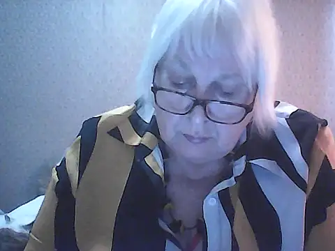 Snapshot of Alexia64231 chatting on 26, 9, 2025 Alexia64231 online show from 26, 9, 2025