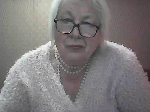 Snapshot of Alexia64231 chatting on 28, 9, 2025 Alexia64231 online show from 28, 9, 2025