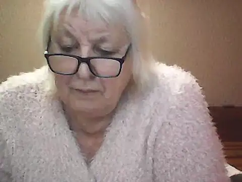 Snapshot of Alexia64231 chatting on 5, 10, 2025 Alexia64231 online show from 5, 10, 2025