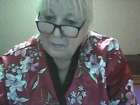 Snapshot of Alexia64231 chatting on 11, 10, 2025 Alexia64231 online show from 11, 10, 2025