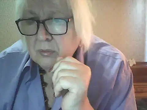 Snapshot of Alexia64231 chatting on 26, 10, 2025 Alexia64231 online show from 26, 10, 2025