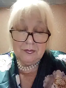 Snapshot of Alexia64231 chatting on 7, 11, 2025 Alexia64231 online show from 7, 11, 2025