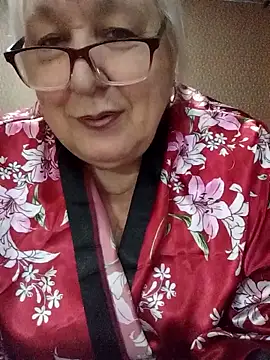 Snapshot of Alexia64231 chatting on 16, 11, 2025 Alexia64231 online show from 16, 11, 2025