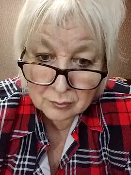 Snapshot of Alexia64231 chatting on 21, 11, 2025 Alexia64231 online show from 21, 11, 2025