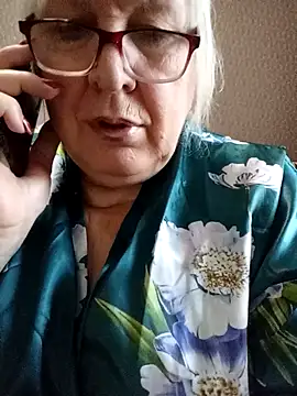 Snapshot of Alexia64231 chatting on 22, 11, 2025 Alexia64231 online show from 22, 11, 2025