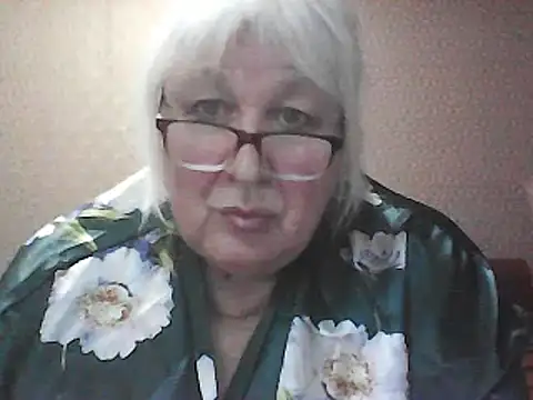Snapshot of Alexia64231 chatting on 3, 12, 2025 Alexia64231 online show from 3, 12, 2025