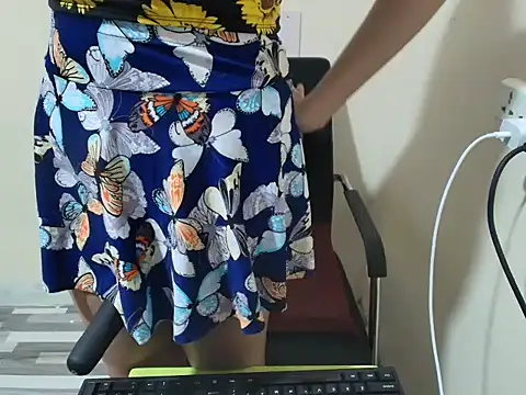 Sexy clever18xx online show from 29, 5, 2026