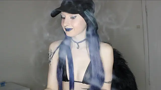 midnightsiren777 online show from 6, 3, 2026