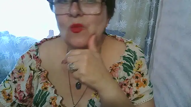Snapshot of VeronicaGold511 chatting on 1, 7, 2026 VeronicaGold511 online show from 1, 7, 2026