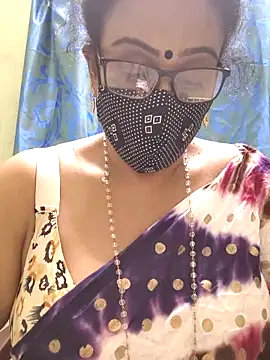 sweet-lotus online show from 4, 11, 2025