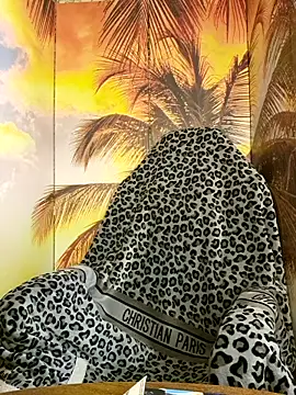 Miss tits2025 online show from 5, 3, 2026