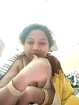Snapshot of Cute-Janvi20 chatting on 7, 11, 2025 Cute-Janvi20 online show from 7, 11, 2025