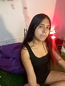 Snapshot of VioletaBliss1 chatting on 6, 10, 2025 VioletaBliss1 online show from 6, 10, 2025
