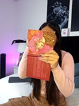 Snapshot of VioletaBliss1 chatting on 15, 10, 2025 VioletaBliss1 online show from 15, 10, 2025
