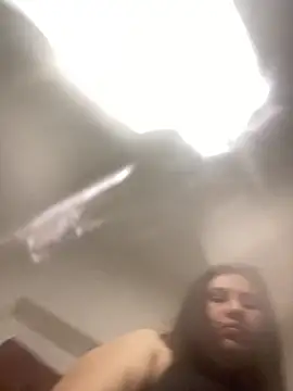 victoriadaniela online show from 4, 12, 2025