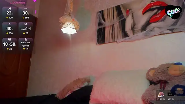 Snapshot of ClleoMoon chatting on 12, 10, 2025 ClleoMoon online show from 12, 10, 2025