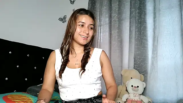 Snapshot of abella-lemus chatting on 5, 12, 2025 abella-lemus online show from 5, 12, 2025