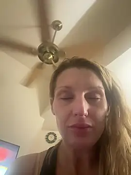 BaddieBossXX2 online show from 18, 7, 2026