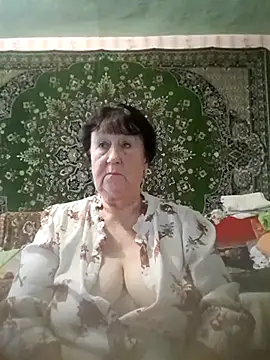 CrystalLime6411 online show from 1, 10, 2025