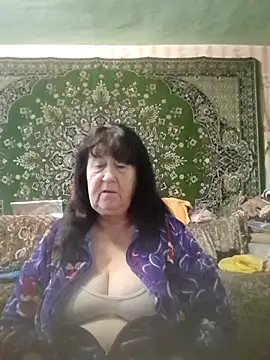 CrystalLime6411 online show from 17, 10, 2025