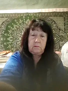 CrystalLime6411 online show from 11, 11, 2025