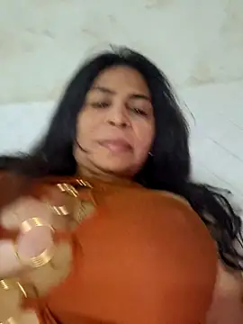 Snapshot of floresblancas chatting on 9, 5, 2026 floresblancas online show from 9, 5, 2026