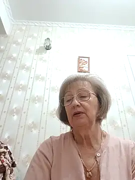 AlikaSwan5821 online show from 17, 12, 2025