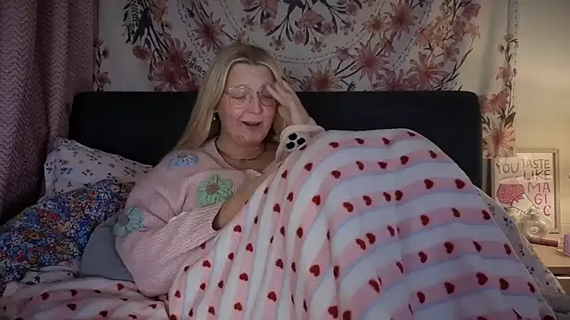 Daisyxoxo  online show from 20, 2, 2026