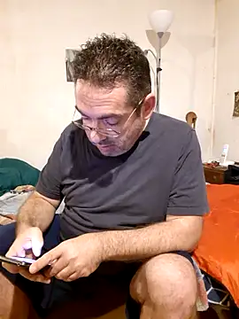 Snapshot of Jouons-ensembles2 chatting on 16, 11, 2025 Jouons-ensembles2 online show from 16, 11, 2025