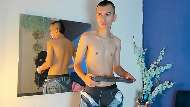 RowanCley online show from 20, 11, 2025