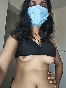 Shivani2002 online show from 5, 6, 2026