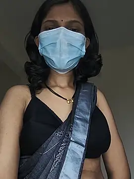 Shivani2002 online show from 9, 7, 2026