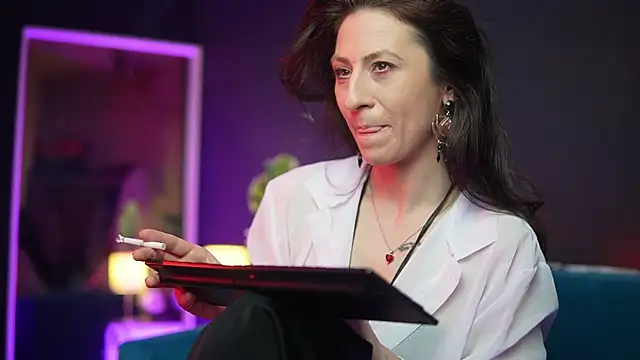 RubyRosa online show from 10, 4, 2026