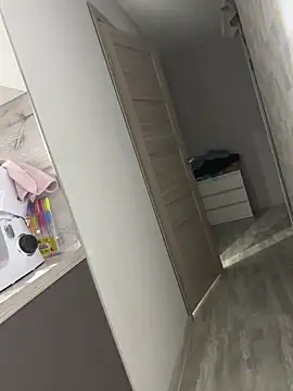 Oksiandfray online show from 4, 10, 2025