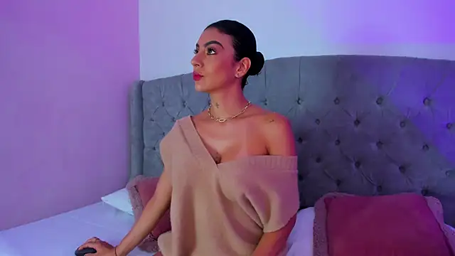 Snapshot of BianncaRibeiro chatting on 20, 5, 2026 BianncaRibeiro online show from 20, 5, 2026
