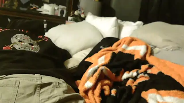 N3V3RPANICxh online show from 13, 4, 2026