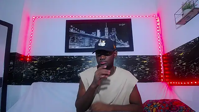 Snapshot of eebony_stallion chatting on 17, 9, 2025 eebony stallion online show from 17, 9, 2025