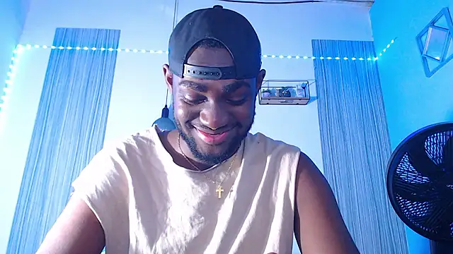 Snapshot of eebony_stallion chatting on 4, 2, 2026 eebony stallion online show from 4, 2, 2026