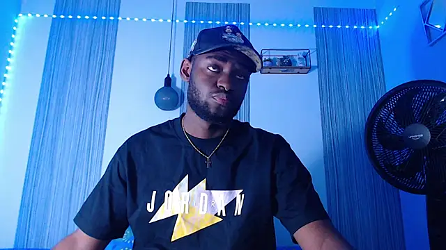 Snapshot of eebony_stallion chatting on 6, 2, 2026 eebony stallion online show from 6, 2, 2026