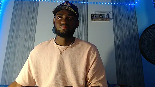 Snapshot of eebony_stallion chatting on 8, 2, 2026 eebony stallion online show from 8, 2, 2026