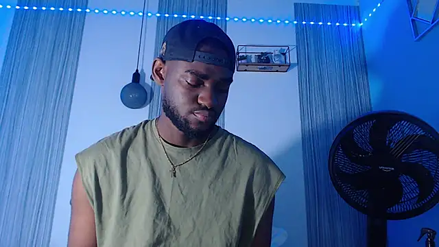 Snapshot of eebony_stallion chatting on 20, 2, 2026 eebony stallion online show from 20, 2, 2026