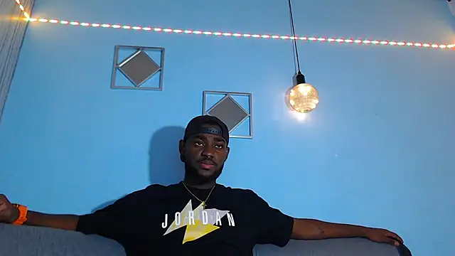 Snapshot of eebony_stallion chatting on 24, 2, 2026 eebony stallion online show from 24, 2, 2026