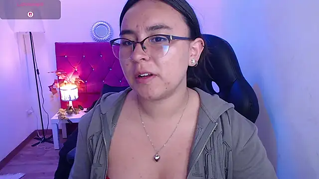 SashaGrey   online show from 17, 9, 2025