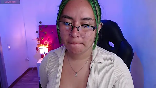 SashaGrey   online show from 3, 10, 2025