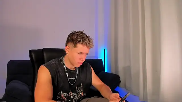 Snapshot of nathan_blake chatting on 25, 10, 2025 nathan blake online show from 25, 10, 2025