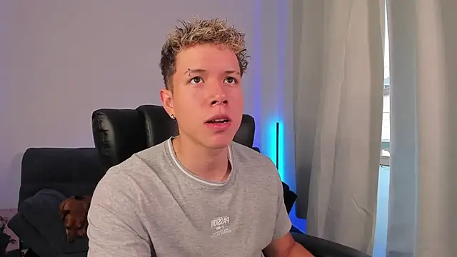 Snapshot of nathan_blake chatting on 5, 11, 2025 nathan blake online show from 5, 11, 2025