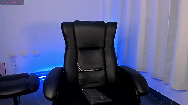 Snapshot of nathan_blake chatting on 12, 11, 2025 nathan blake online show from 12, 11, 2025