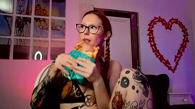 kulteacher online show from 22, 9, 2025